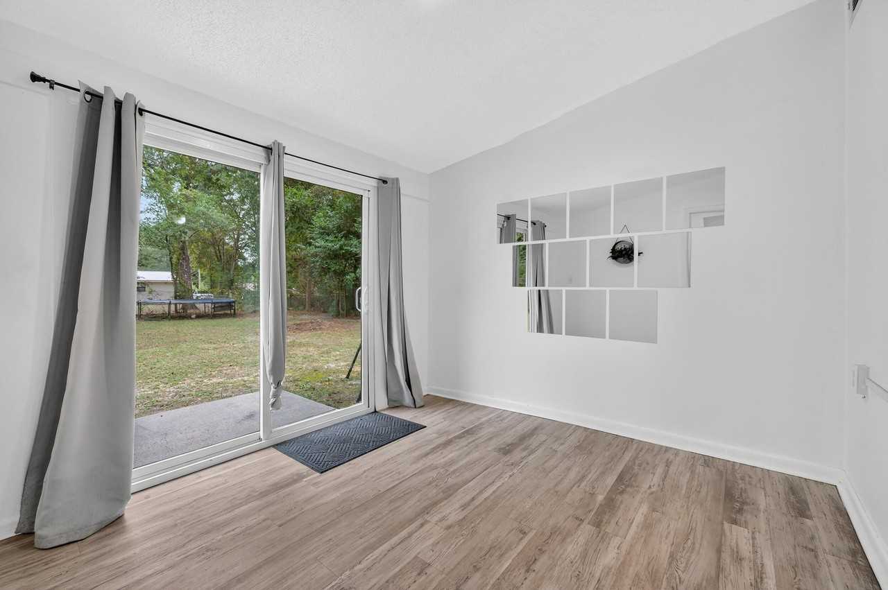 313 Brackin St Unit A #A - Photo 7 of 14