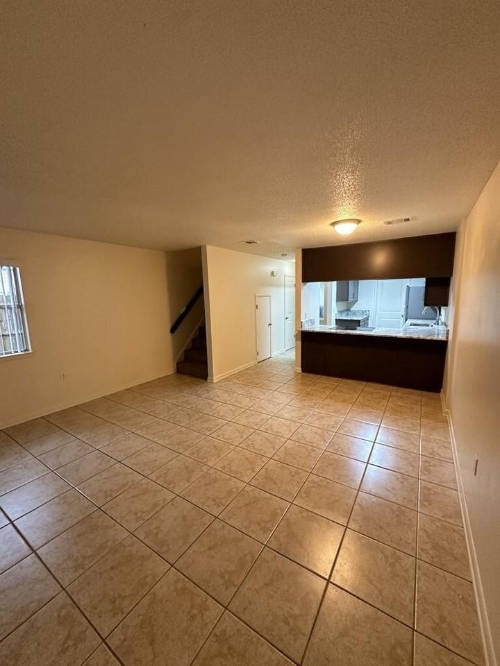 122 Scottwood Dr Se - Photo 7 of 17