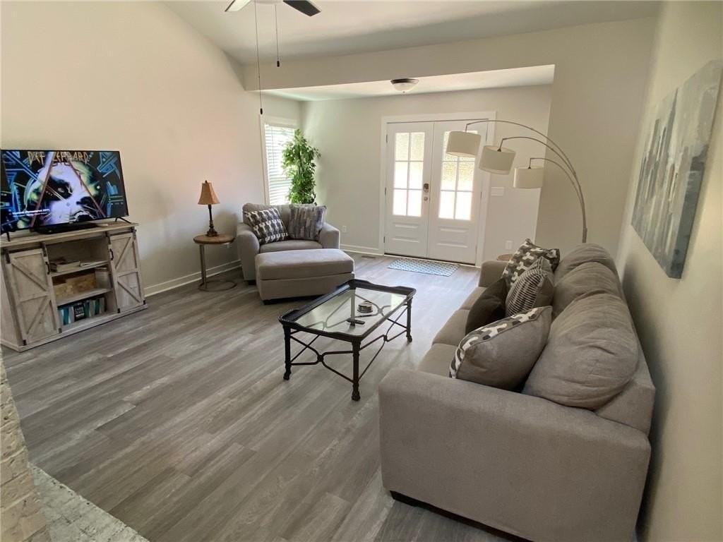 1608 Willie Dr - Photo 5 of 35