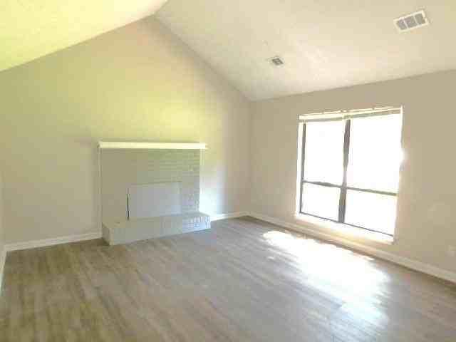 502 Plymouth Ln Unit 502 #502 - Photo 5 of 23