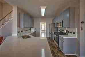 2234 Oak Falls Ln - Photo 5 of 23