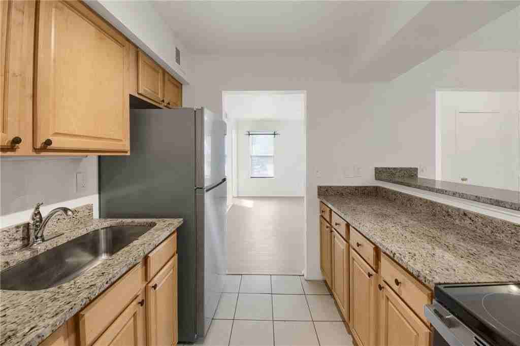 2510 Huntingdon Chase - Photo 5 of 19