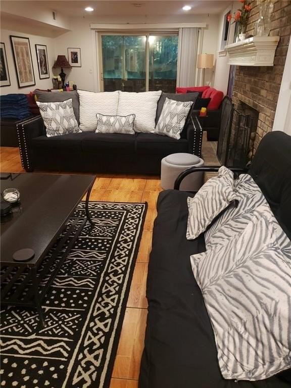 843 Artwood Rd Ne Unit 843 #843 - Photo 3 of 18