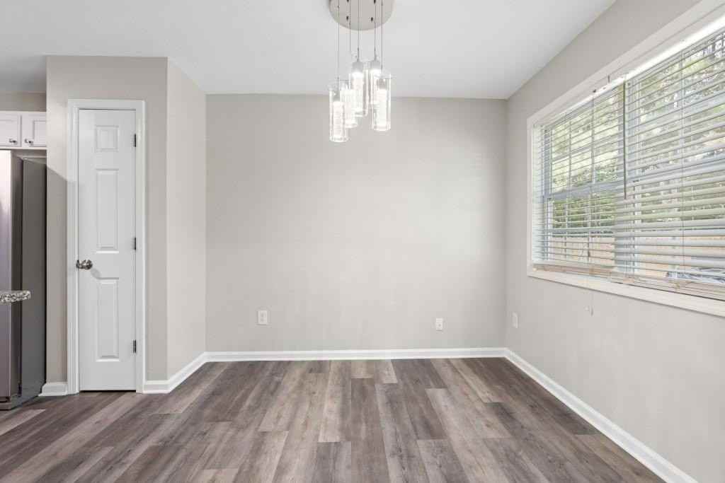 3637 Oakland Spring Ct - Photo 6 of 18