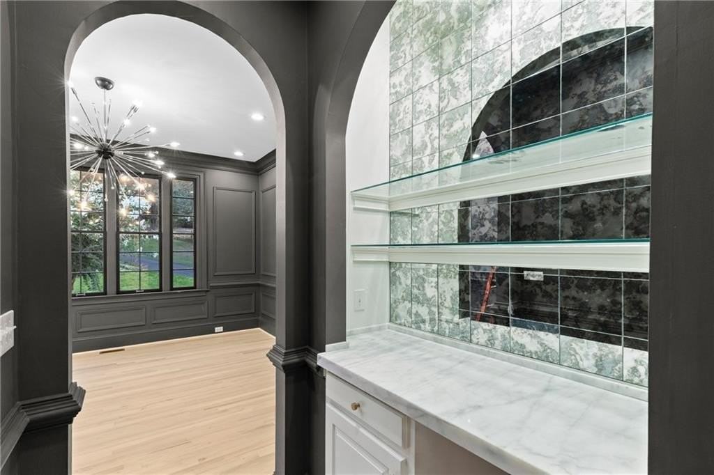 5390 Harrowood Ln - Photo 7 of 50