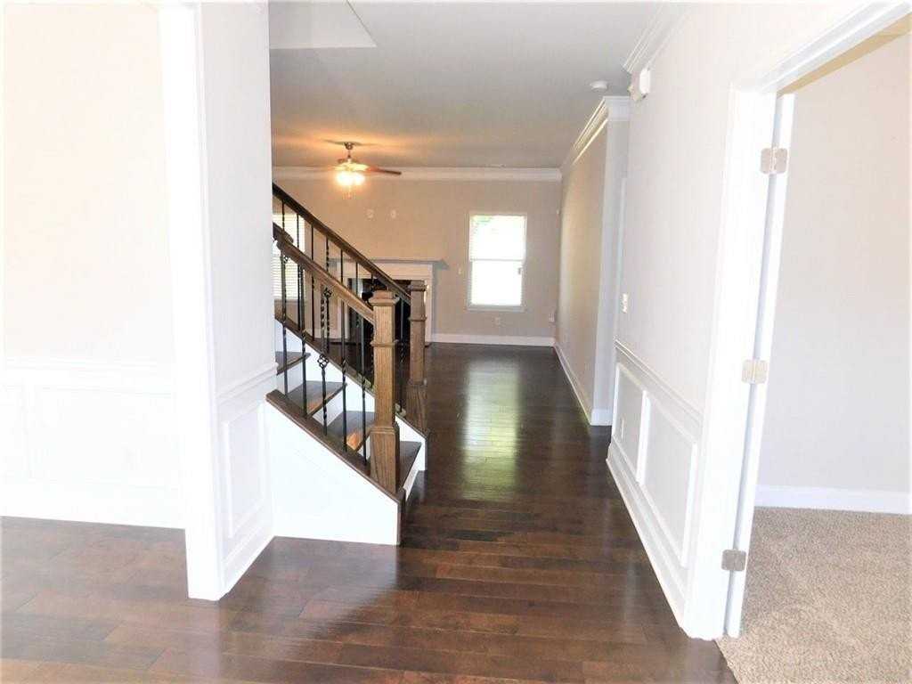 3340 Mulberry Cove Way - Photo 3 of 35