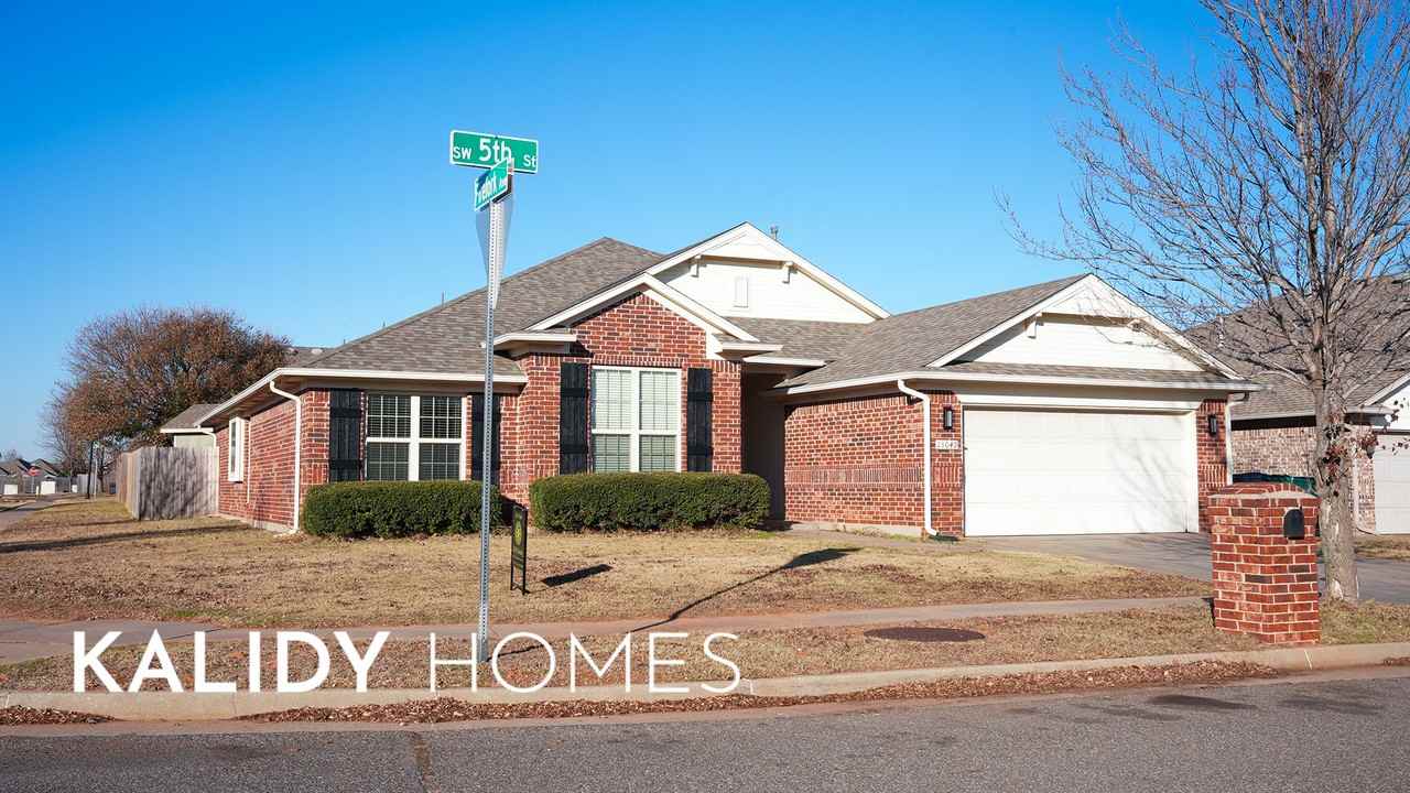 13049 Sw 5th St #1 - Photo 3 of 50