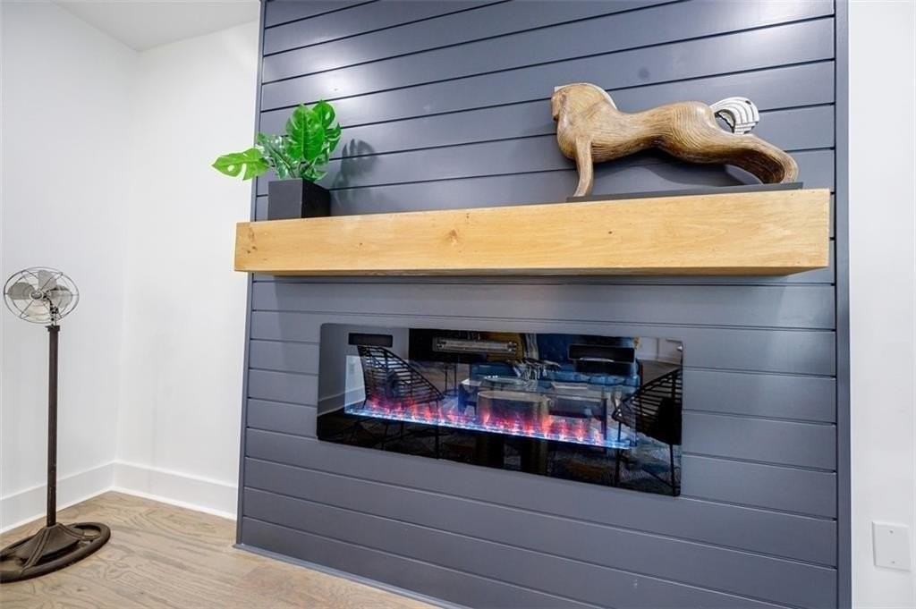 2749 Memorial Dr Se - Photo 4 of 41