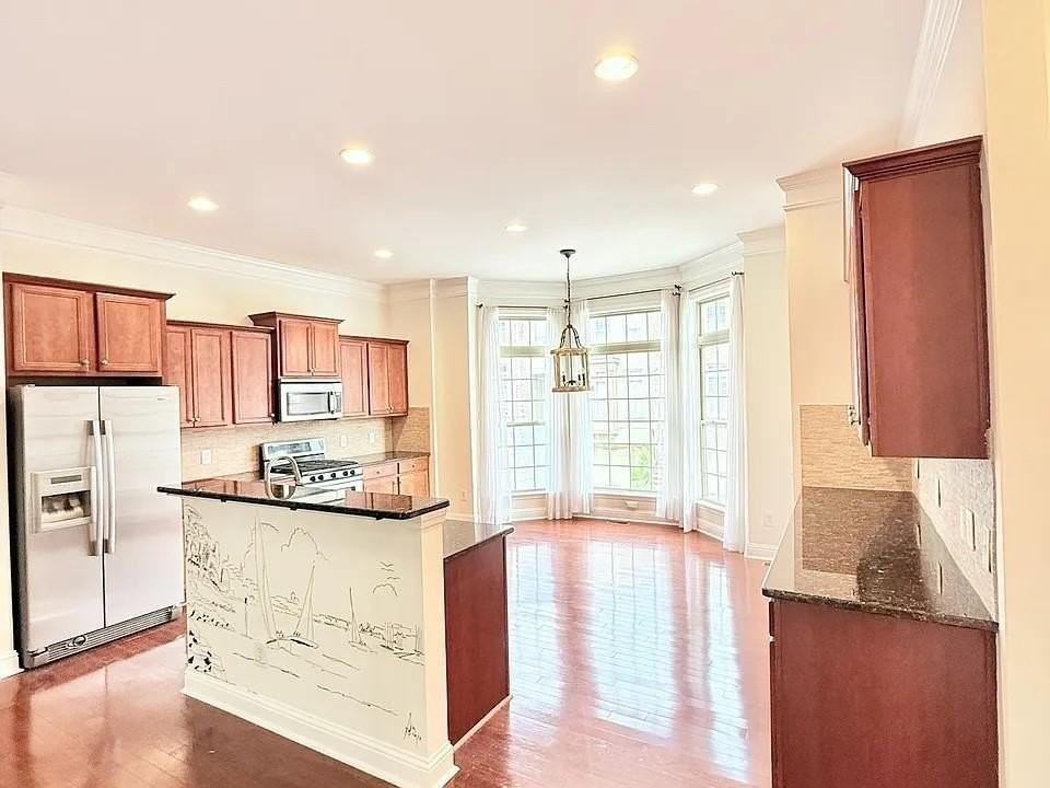 2070 Callaway Ct Nw - Photo 2 of 30