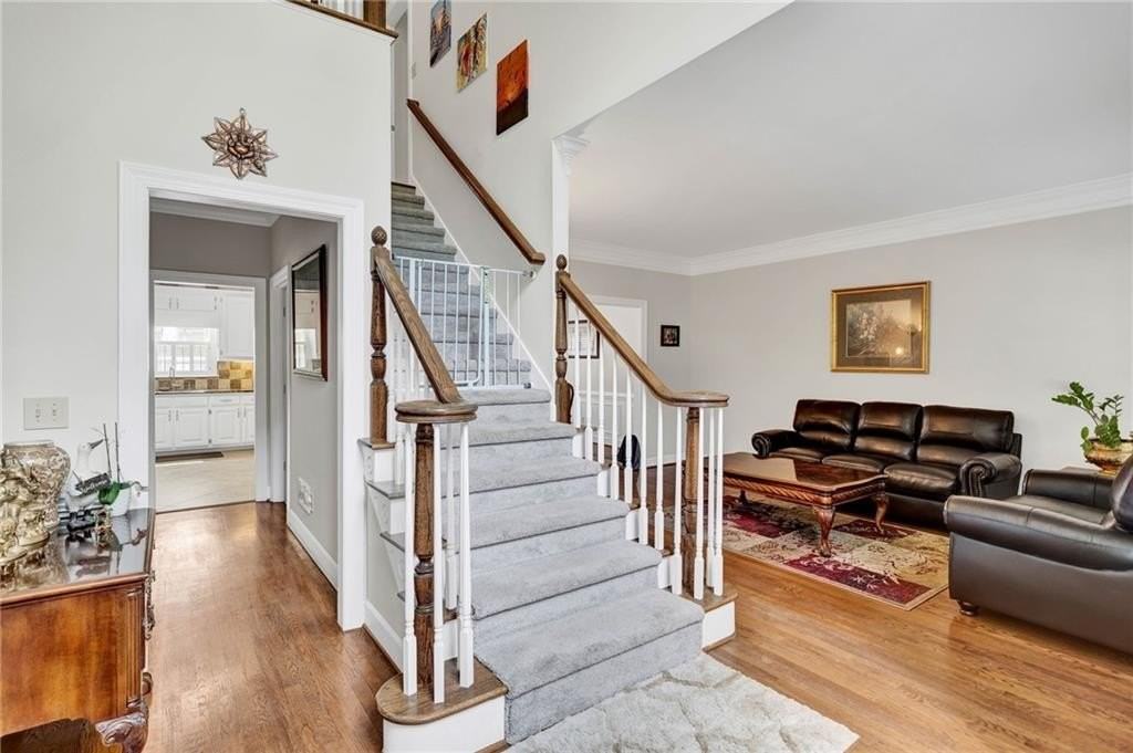 2448 Kings Arms Dr Ne - Photo 7 of 48