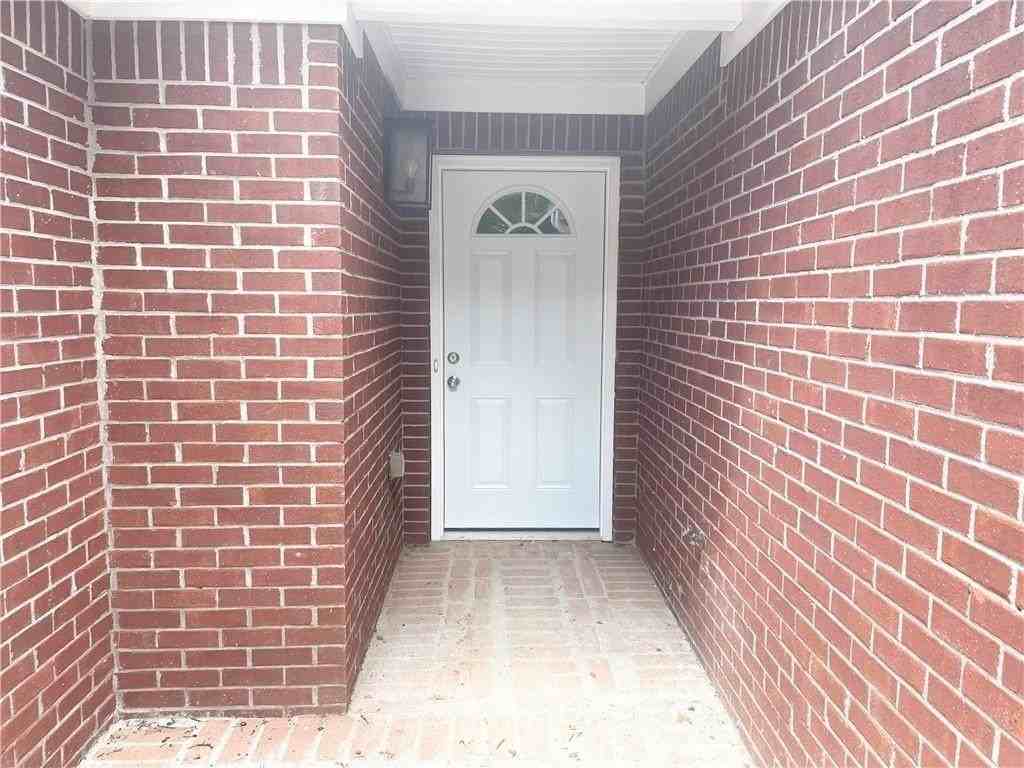 2715 Sterling Creek Pointe - Photo 3 of 25