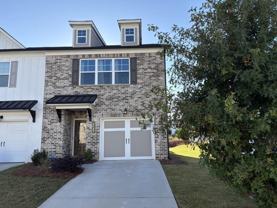 5125 Fox Den Rd - Photo 1 of 1