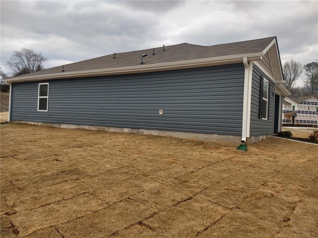 51 Lake Terrace Dr - Photo 2 of 9