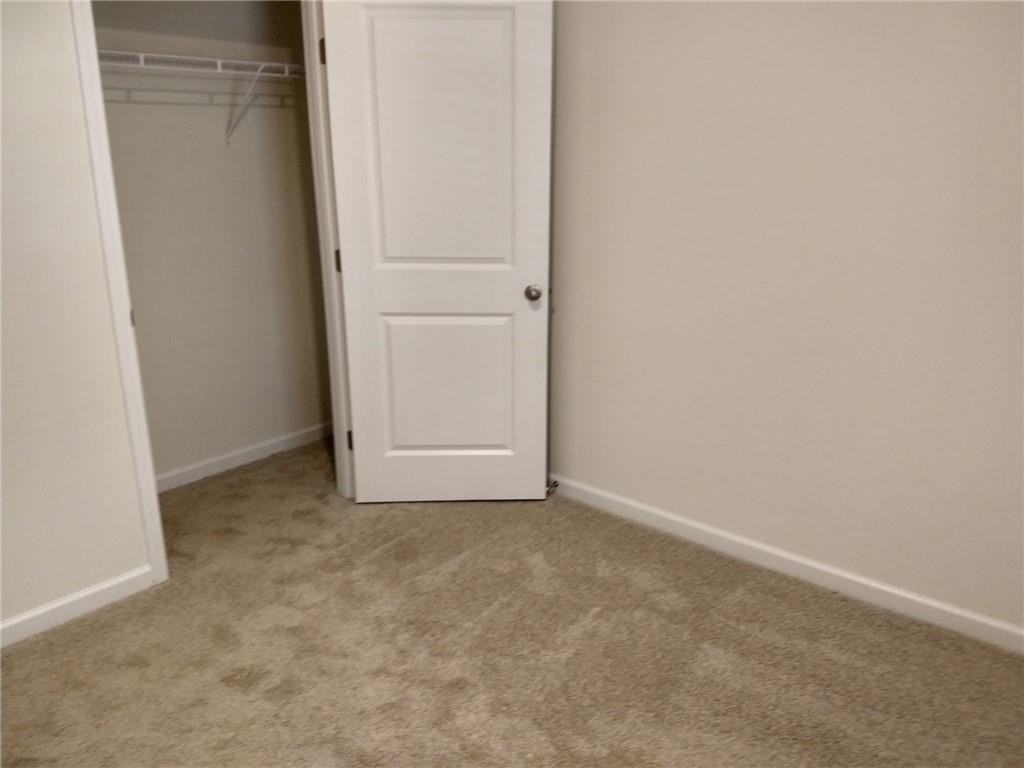 51 Lake Terrace Dr - Photo 5 of 9