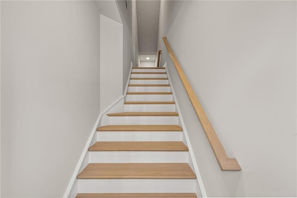 1480 Wicker Wood Pl Se - Photo 5 of 46