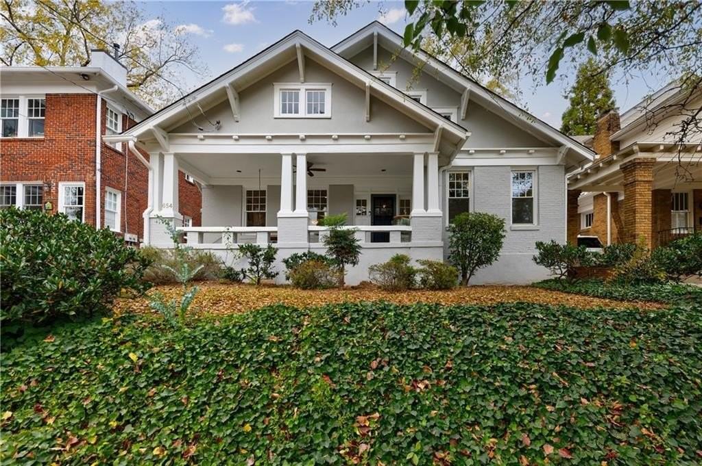 654 Cresthill Ave Ne - Photo 2 of 50