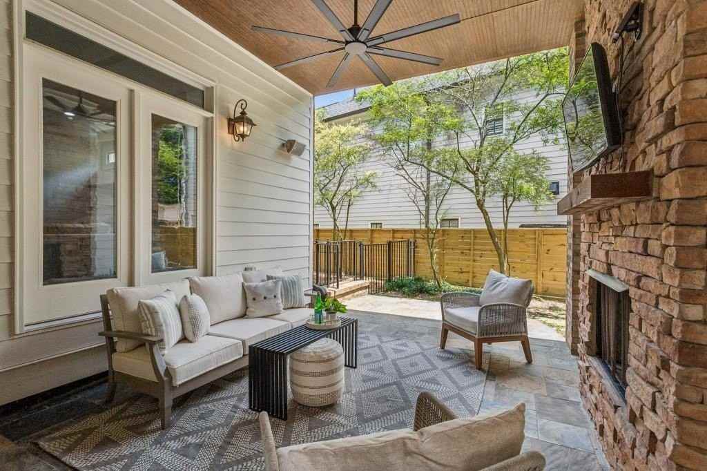 1363 Sylvan Cir Ne Unit A #A - Photo 6 of 50