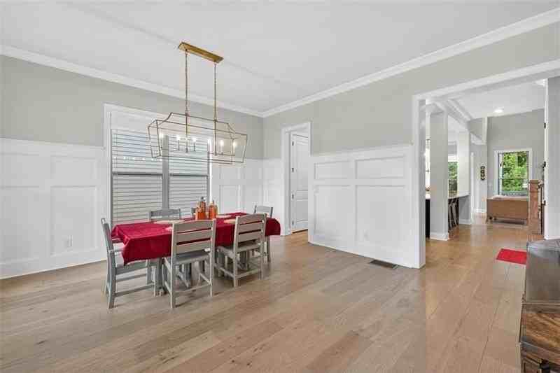 345 Wiman Park Ln - Photo 6 of 50