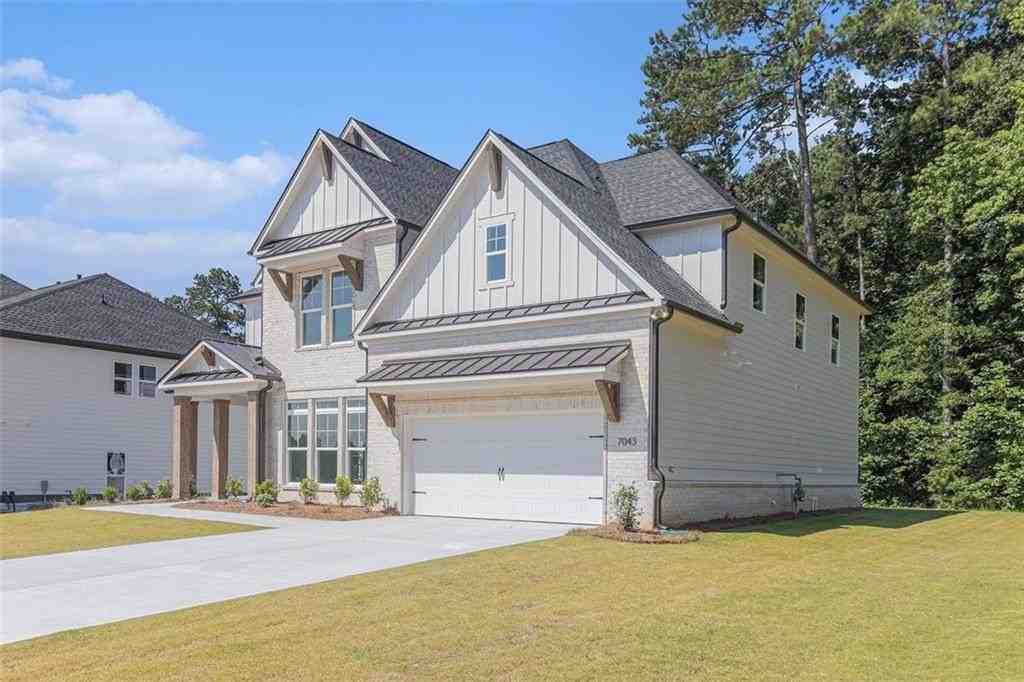 7043 Foundry Dr - Photo 2 of 32