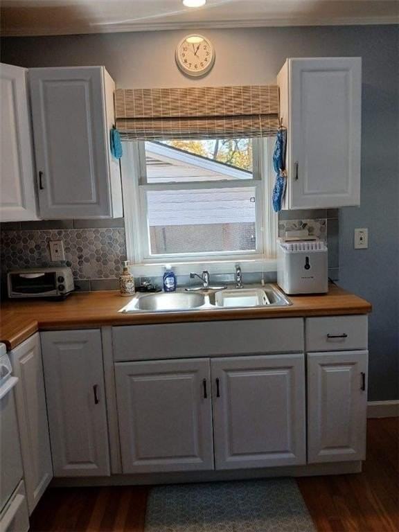 1385 Linkwood Ln - Photo 4 of 16