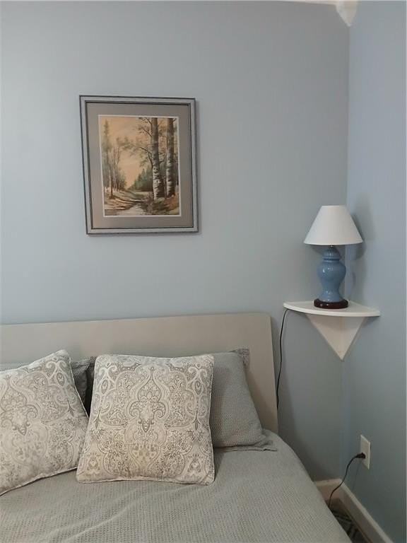 1385 Linkwood Ln - Photo 7 of 16