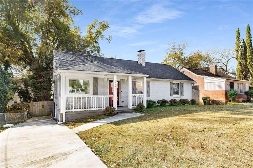 1674 Browning St Sw - Photo 2 of 35