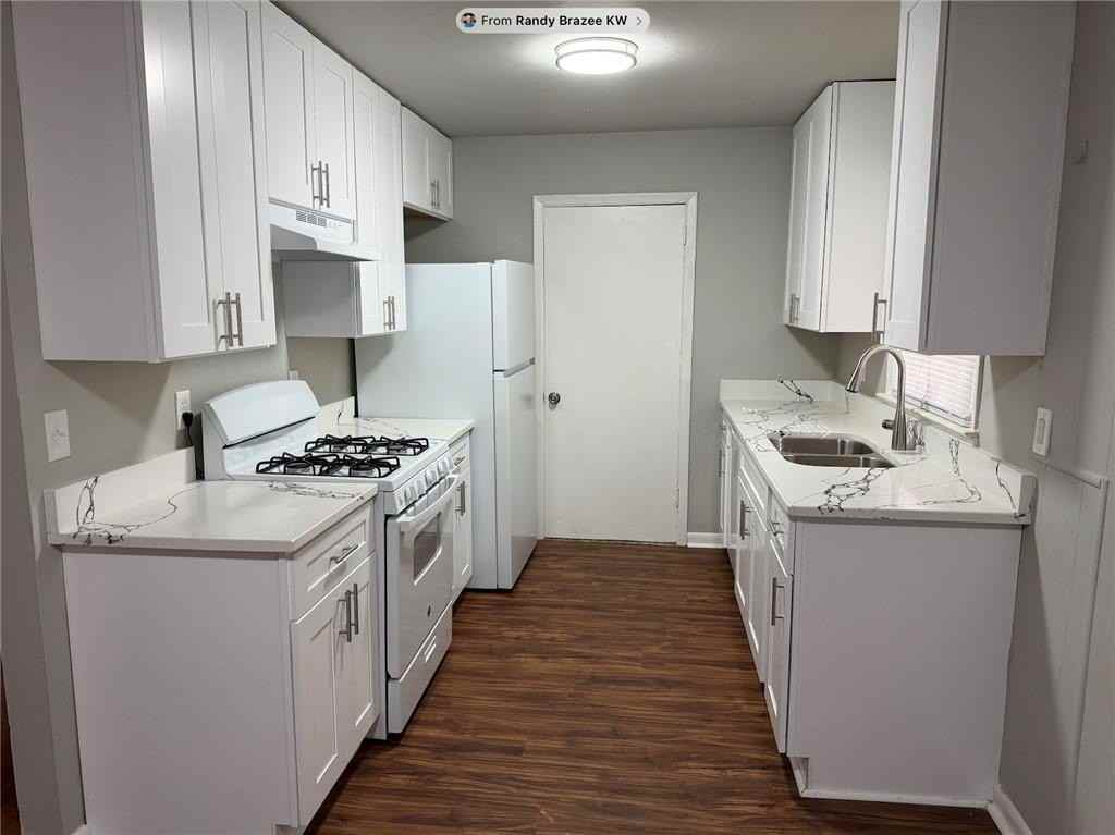 3036 Will Rogers Pl Se - Photo 4 of 32