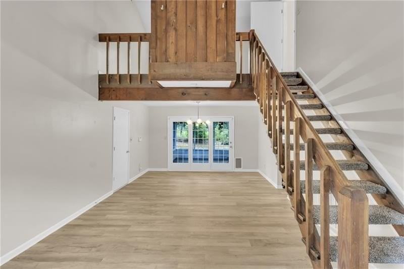 3040 Clearbrook Dr - Photo 5 of 27