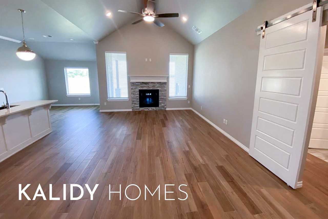 12500 Elba Dr #1 - Photo 4 of 23