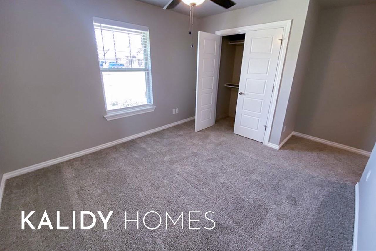 12500 Elba Dr #1 - Photo 5 of 23