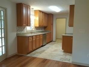 6304 Shore Dr - Photo 4 of 12