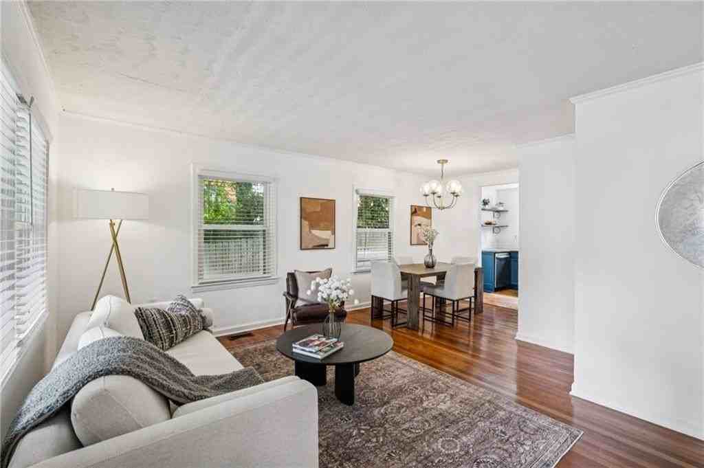 1136 Gilbert St Se - Photo 3 of 27