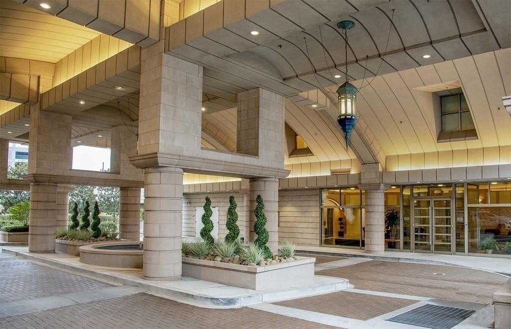 250 Park Avenue West Nw Unit 712 #712 - Photo 7 of 41