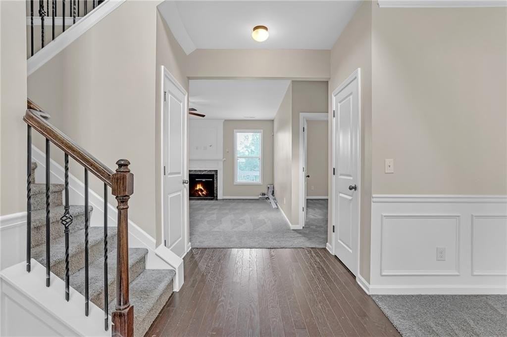 568 Garden View Ct - Photo 5 of 43