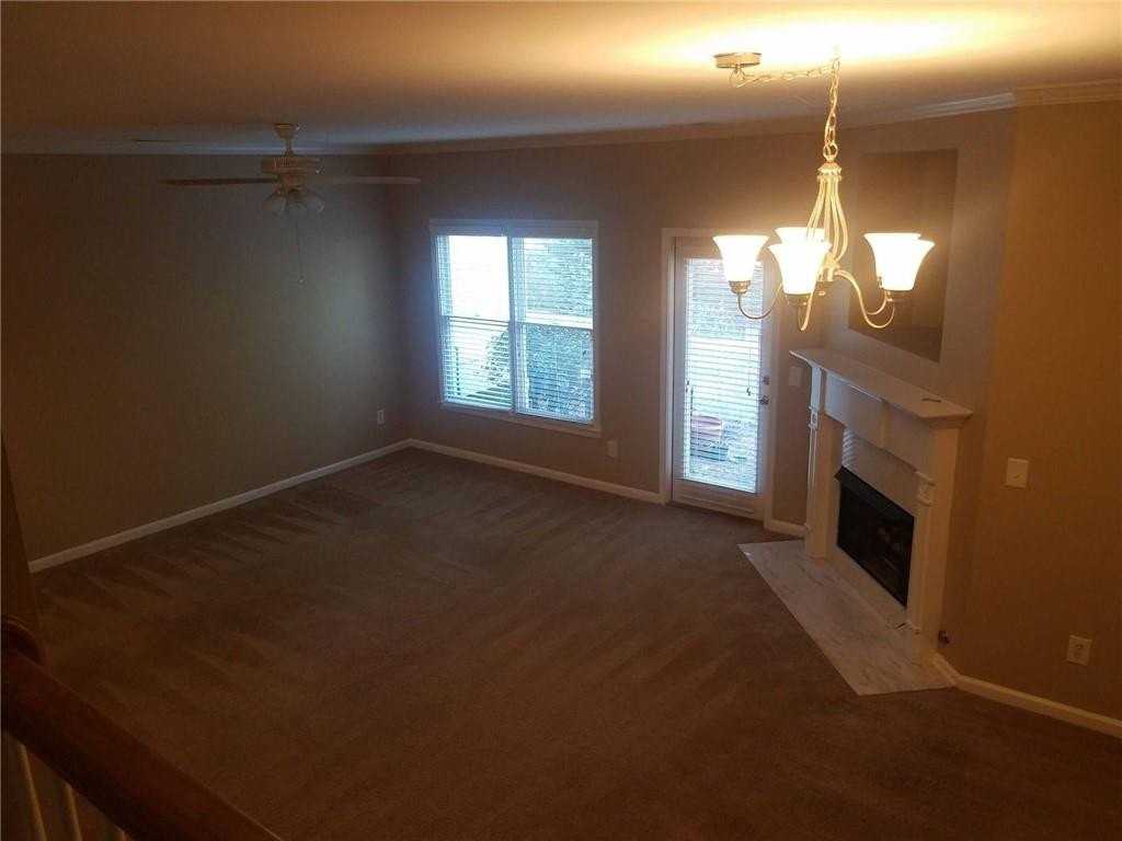 121 Red Barn Ln - Photo 7 of 11