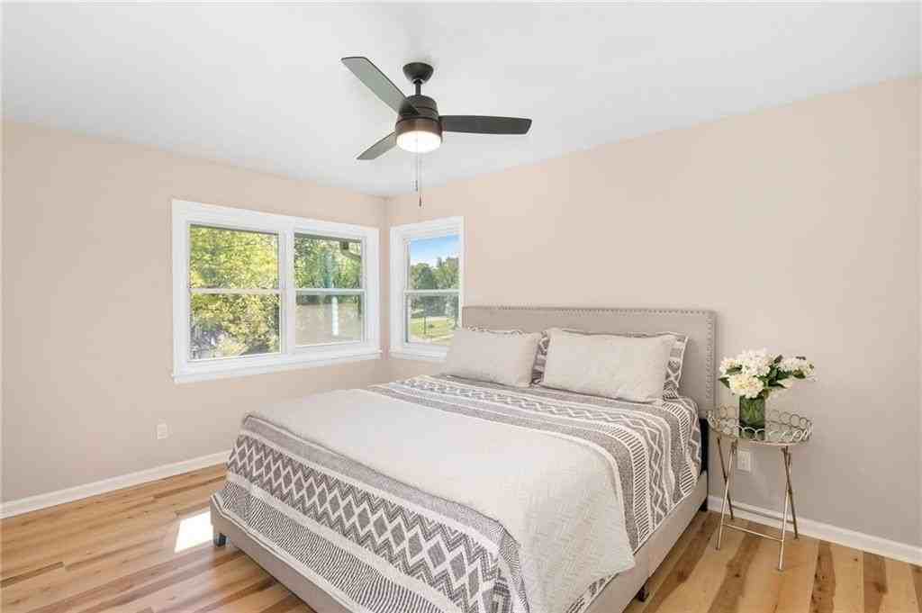 3646 Rock Springs Dr Sw - Photo 5 of 42