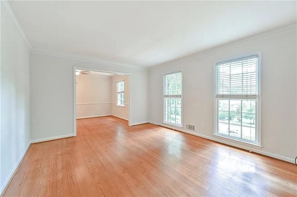 260 River Valley Rd - Photo 3 of 20