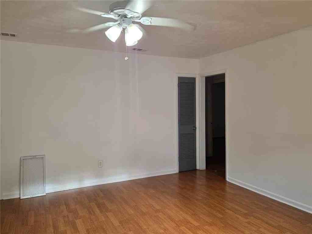 4751 Valley Dale Dr Sw - Photo 6 of 12