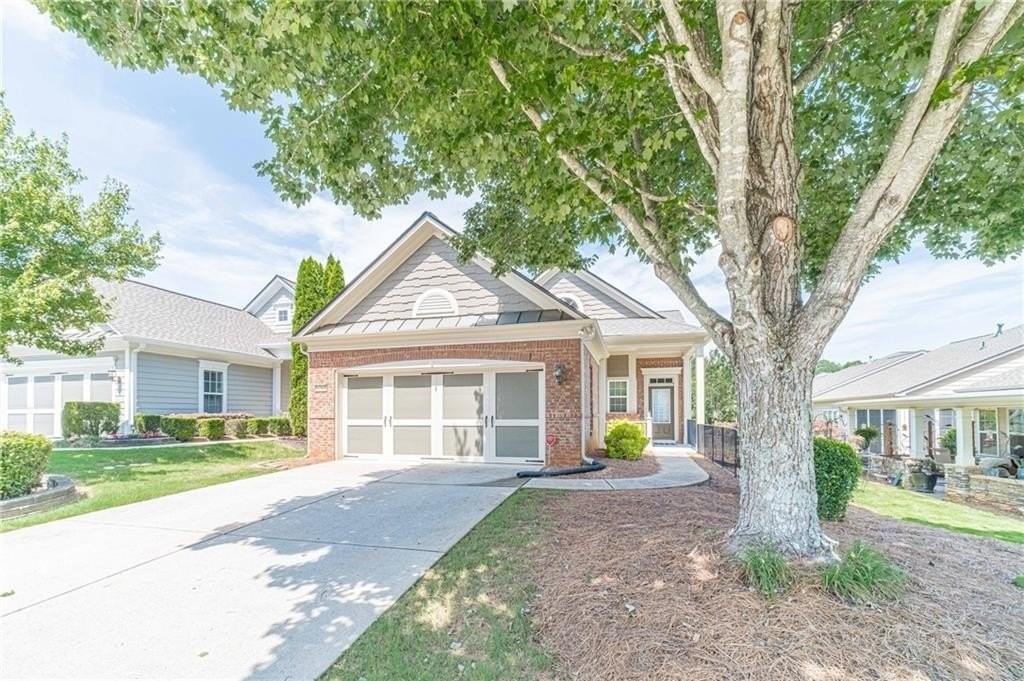 6260 Brookside Ln - Photo 7 of 50