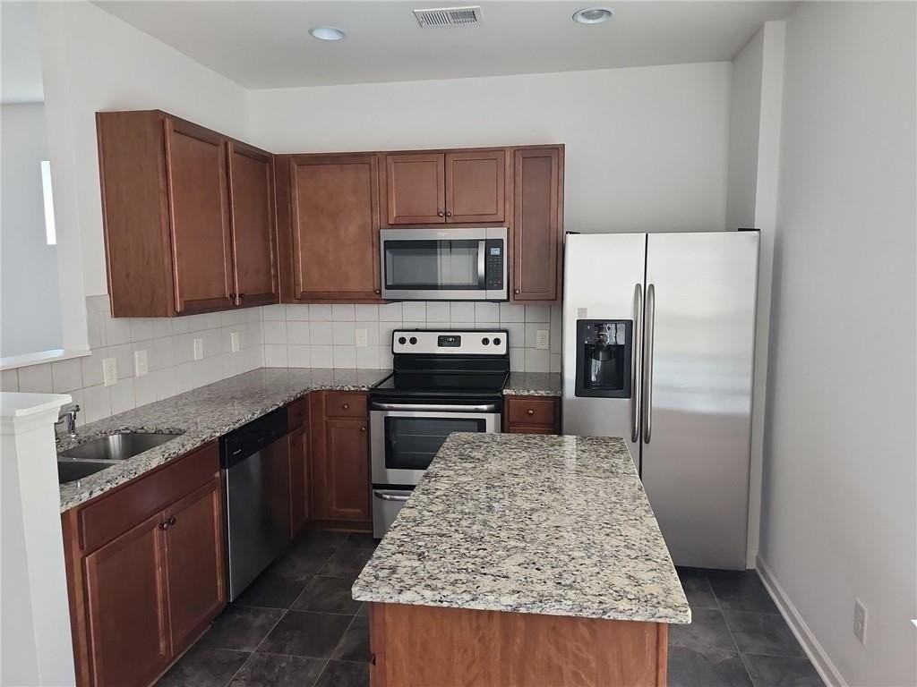 61 Howard Ave Nw - Photo 2 of 19