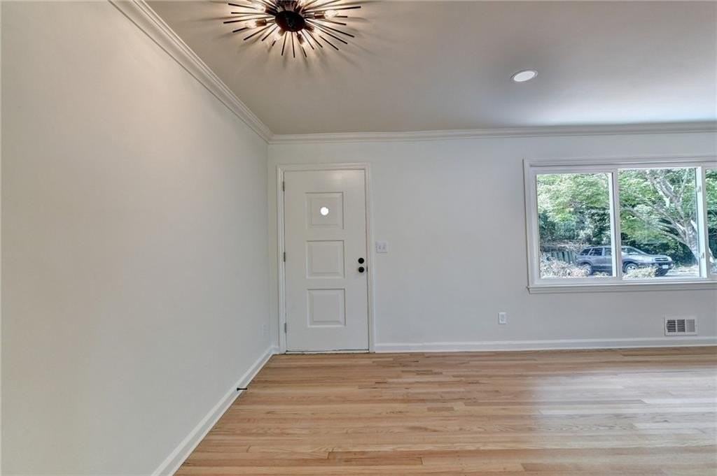 6085 Glenridge Dr - Photo 4 of 50