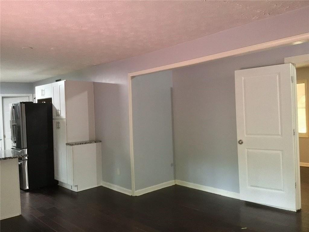 5826 Simone Dr - Photo 7 of 24