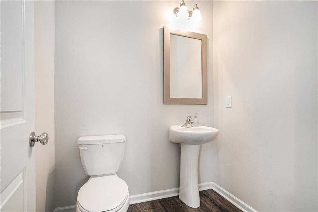 3320 Reagan Way - Photo 4 of 14