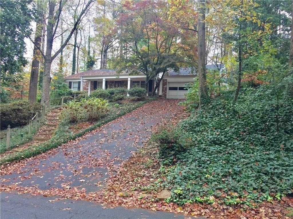 4625 Kings Down Rd - Photo 3 of 32