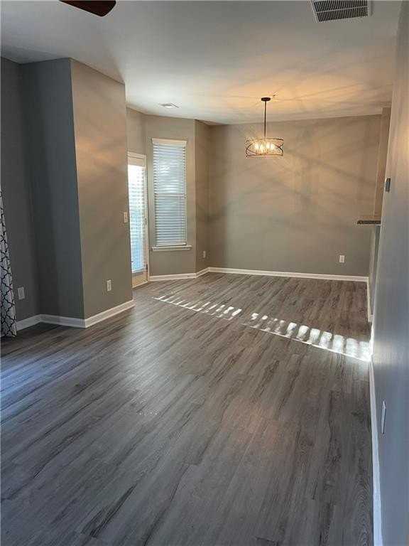 331 Oakview Way - Photo 4 of 12