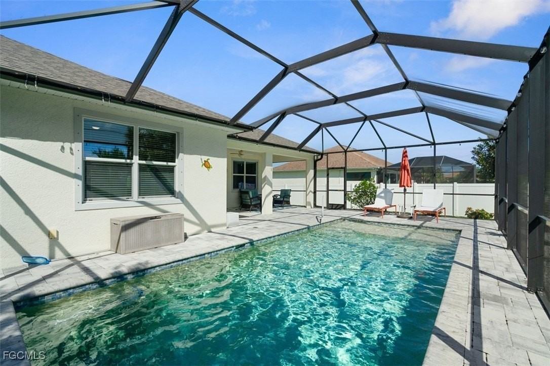 825 Se 5th Pl - Photo 2 of 20