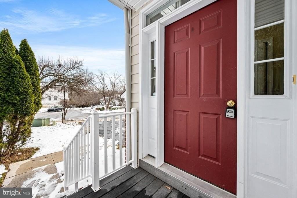 120 Elizabeth Ct - Photo 5 of 50