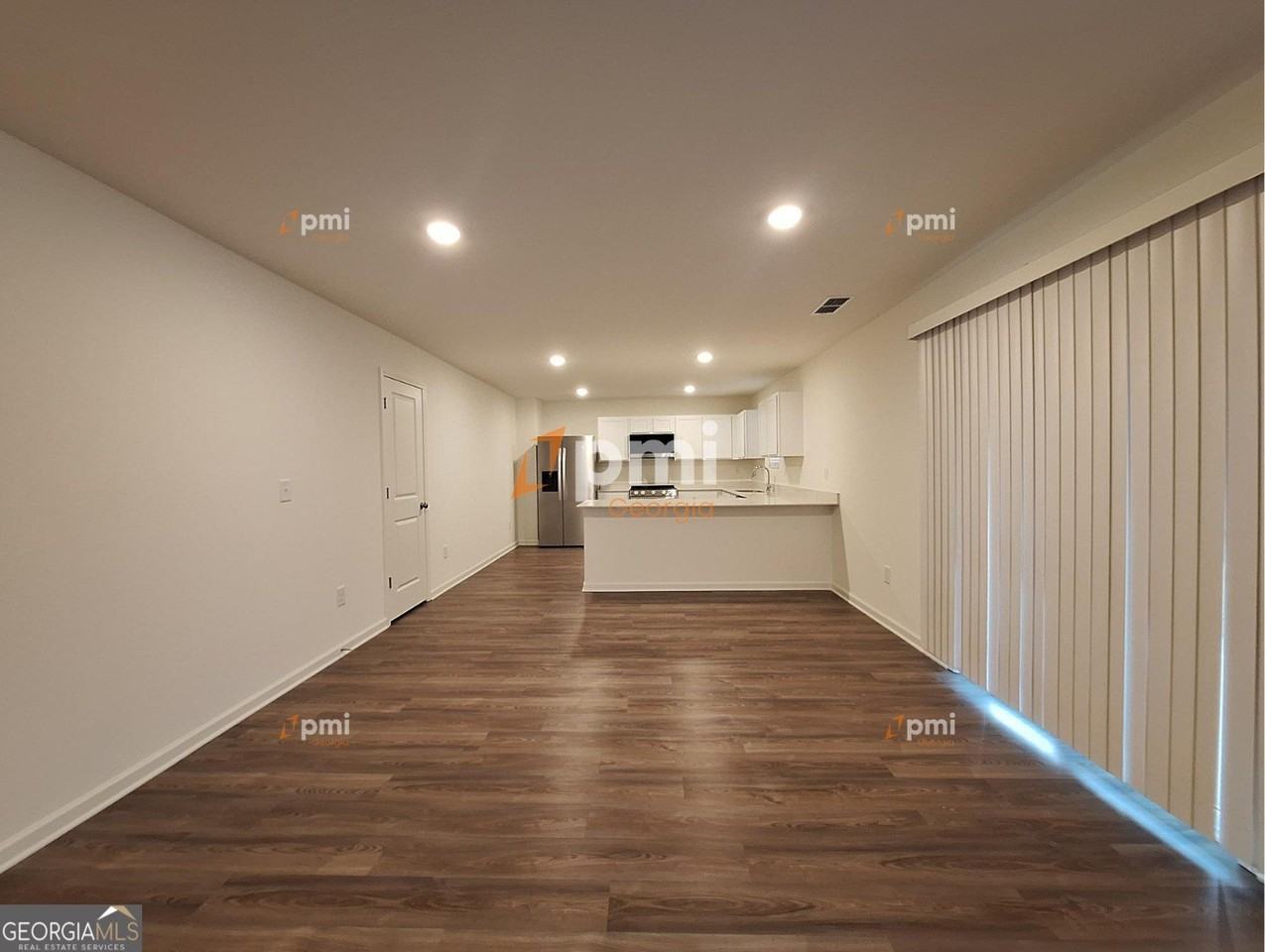 516 Liberty Hall Dr - Photo 4 of 19