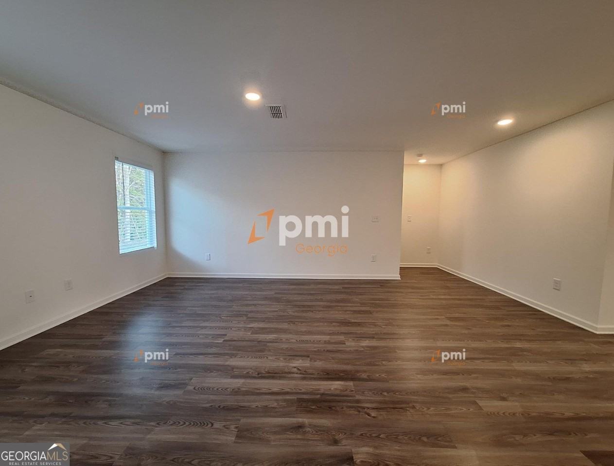 516 Liberty Hall Dr - Photo 7 of 19