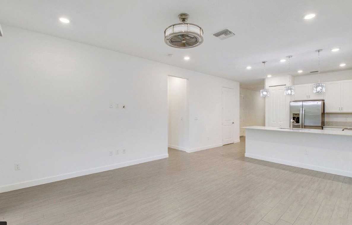 14556 Wiley Range Rd - Photo 3 of 8